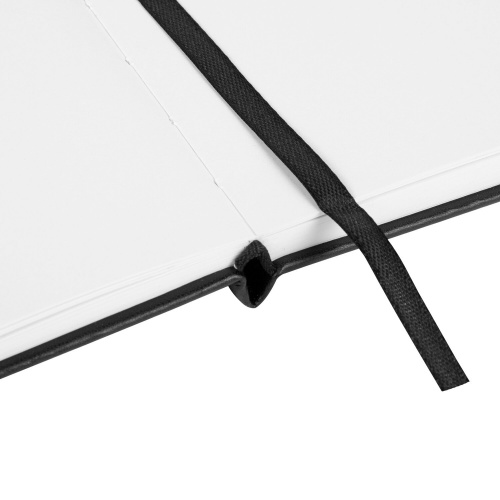 Скетчбук BRAUBERG ART CLASSIC, белая бумага 140 г/м2 120х120 мм, 80 л., черный фото 5
