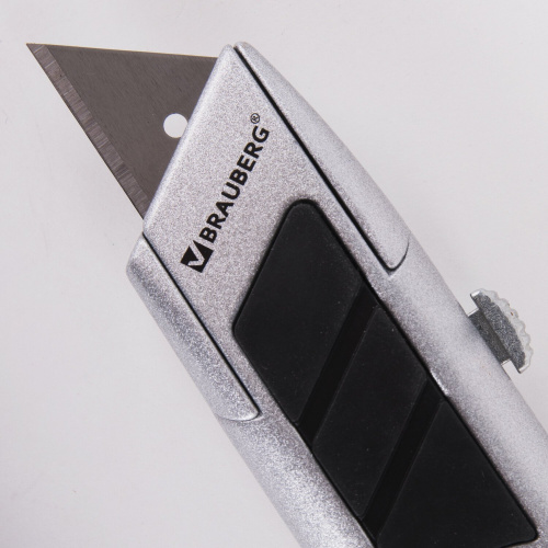 Нож универсальный мощный BRAUBERG "Professional", 6 лезвий в комплекте, фиксатор, металл фото 7