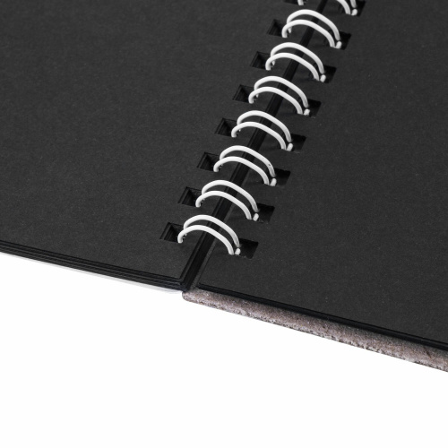Скетчбук BRAUBERG, черная бумага 120г/м2, 205х290мм, 20л, гребень, жёстк. подложка фото 7