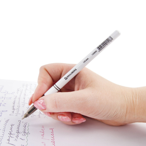 Ручка шариковая BRAUBERG "Офисная", корпус белый, линия письма 0,5 мм, черная фото 9