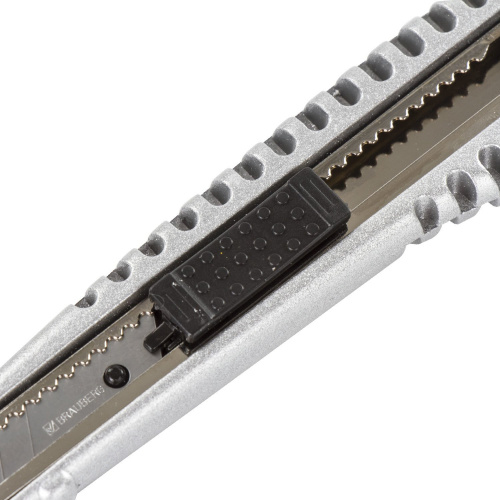 Нож универсальный BRAUBERG "Metallic", 9 мм, металлический корпус, автофиксатор, блистер фото 6