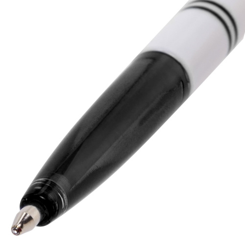 Ручка шариковая BRAUBERG "Офисная", корпус белый, линия письма 0,5 мм, черная фото 2