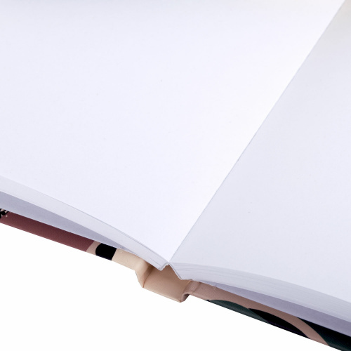 Скетчбук BRAUBERG ART DEBUT "Листья", белая бумага, 145х203 мм, 80 л., резинка, твердый фото 8